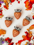Load image into Gallery viewer, Dental Strawberry Chew Treats