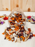 Load image into Gallery viewer, Fruit Salad Forage (100g)