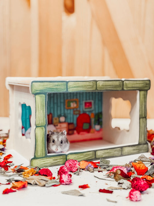 Peeping Pineapple Passage