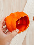 Load image into Gallery viewer, Ceramic Perfect Pumpkin