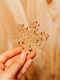 Load image into Gallery viewer, Cork Snowflake
