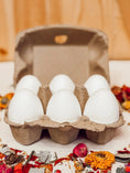 Load image into Gallery viewer, 1/2 Dozen Paper Eggs Forage Toy