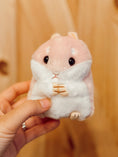 Load image into Gallery viewer, Fluffy Hamster Keychain (3-colors)