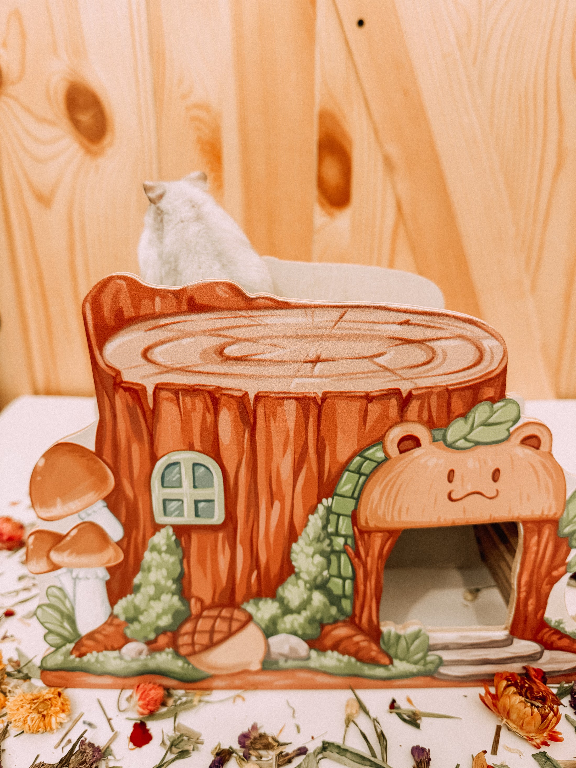 Tree Stump Hideaway