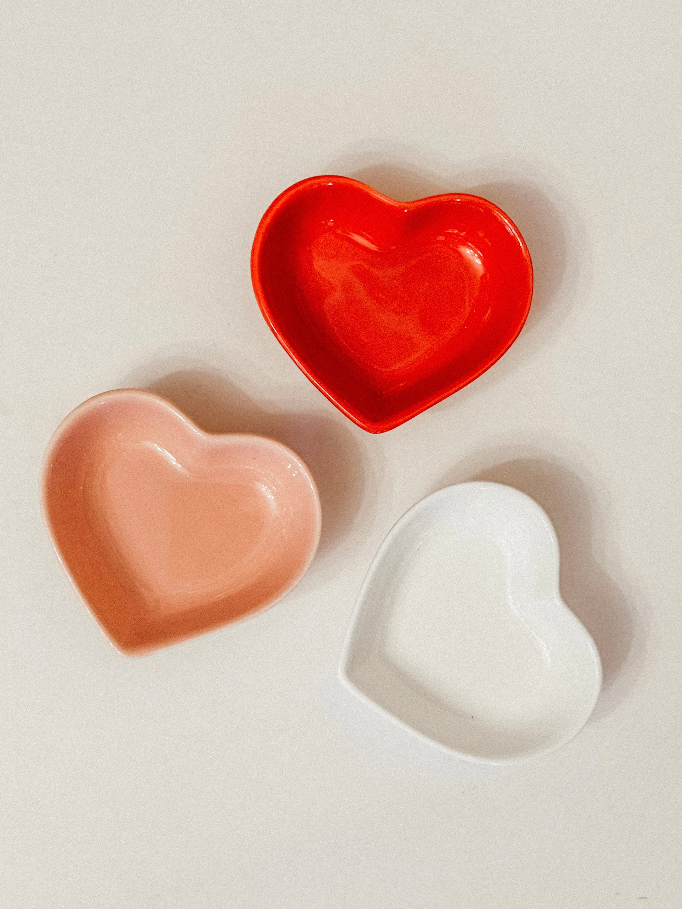 Ceramic Heart Dish (3-colors)