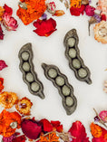 Load image into Gallery viewer, Peas in a Pod (Dental Puzzle Treats)
