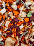 Load image into Gallery viewer, Fruit Salad Forage (100g)
