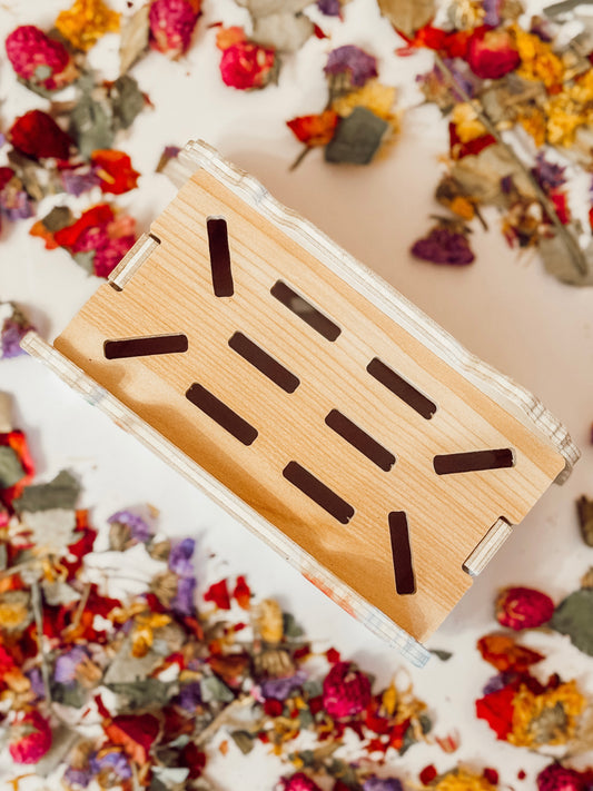 Cookie Cottage Spray Holder